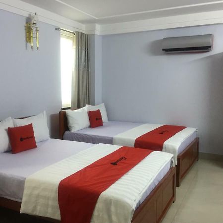 Reddoorz Near Hoa Lu Stadium Hô Chi Minh-Ville Extérieur photo