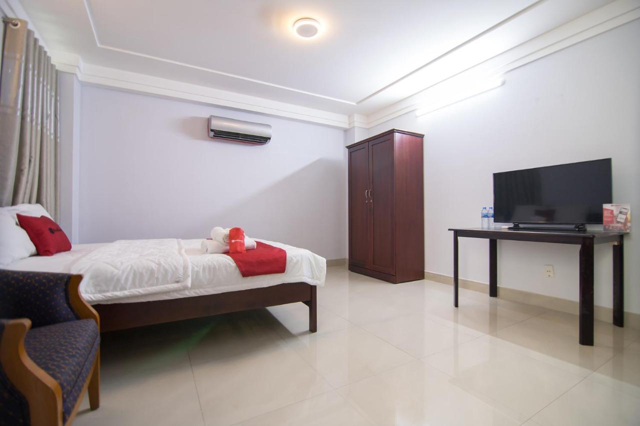 Reddoorz Near Hoa Lu Stadium Hô Chi Minh-Ville Extérieur photo